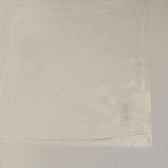 Silk 6 inch (various colors available) Magic by Gosh - Trick - Picture 9 of 10